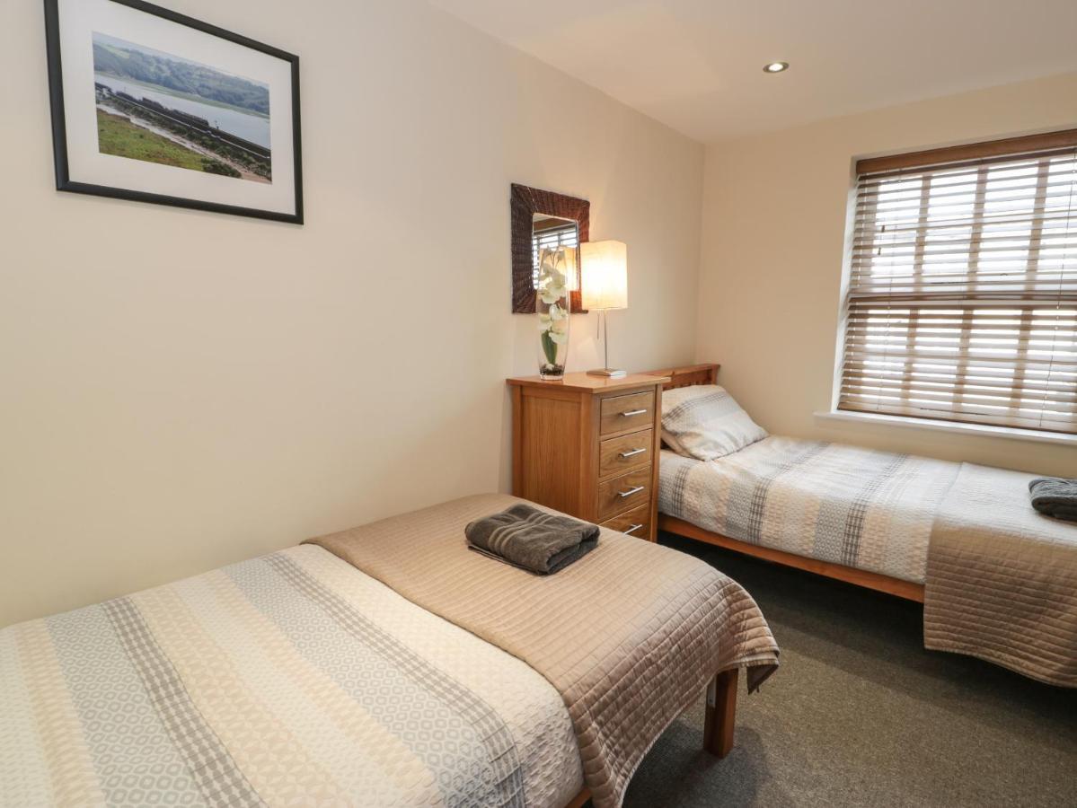 Whistle Stop Apartment Porthmadog Buitenkant foto